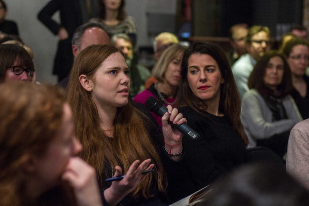 An audience member speaks at the Frontline Club.